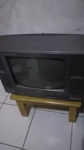 Tv tabung merk Sharp 14 inc