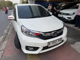 Honda brio 2023 AT km 17rb tangan pertama dari baru Istimewa