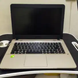 Laptop Asus X441U