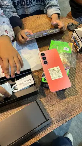 Infinix Hot 60i New Ram 8+8/256