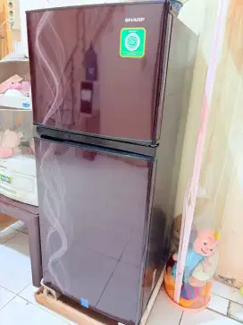 Kulkas Sharp 2 pintu