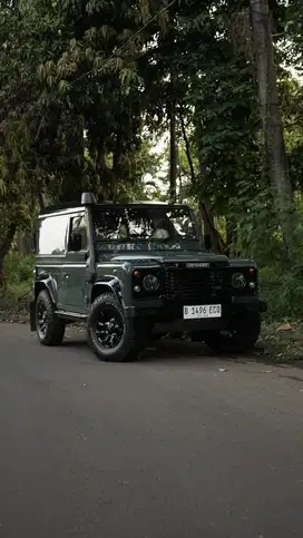 Landrover Defender D90 TD5 Tahun 2002