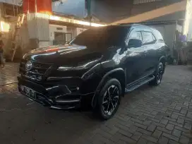 Toyota fortuner vrz gr 2.8 diesel 2022