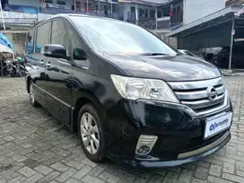 DP MURAH Nissan Serena 2.0 Highway Star Bensin-AT 2014 Hitam CSISB