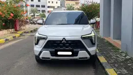 Km25rb mitsubishi xforce ultimate 2023 putih pajak panjang