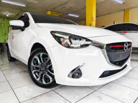 LOW KM 60RB.! MAZDA 2 R SKYACTIVE AT 2017 MATIC TOP NON MAZDA2 GT 2018