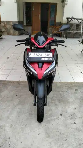 Bissmillah dijual motor Honda Vario LED new 150cc 2020