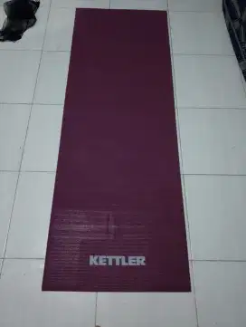 Matras yoga atau olahraga lain nya