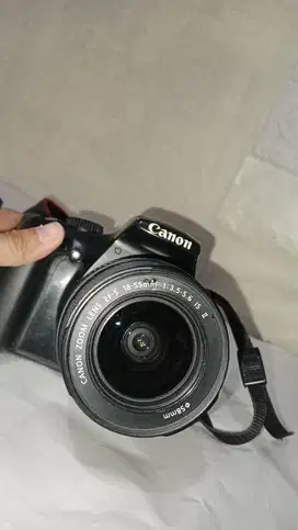 DSLR CANON 1100D