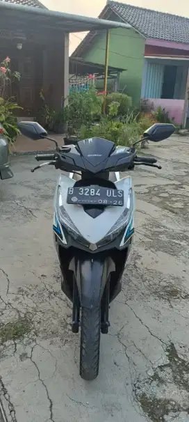 Dijual vario 125 led 2016 lengkap halus