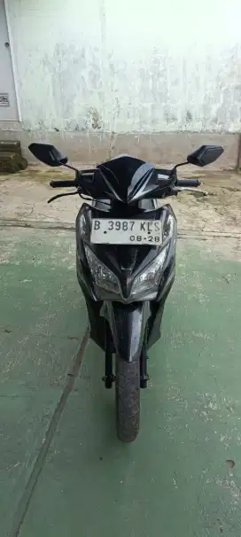 Dijual vario 125 kzr 2013 pajak panjang