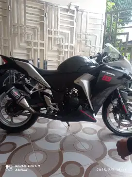 HONDA CBR 250R CBU
