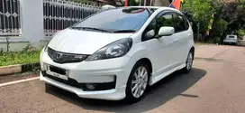 HONDA JAZZ RS MMC AT 2013 ORIGINAL SIAP PAKAI.