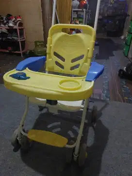 Kereta makan anak