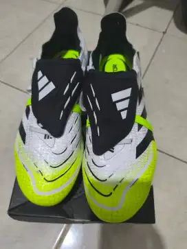 Sepatu Bola Addidas Predator LEAGUE FT FG/MG