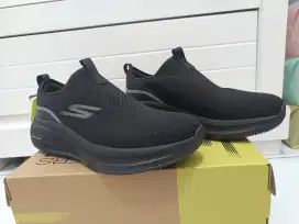 Skecher Go Run Elevate 2.0 Men's Sneaker - Black