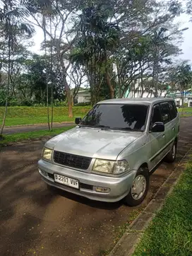 Toyota Kijang 2001 Bensin