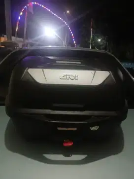BOX GIVI E43 SECOND RASA BARU
