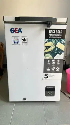 Freezer Gea AB 108 R capacity 100 L