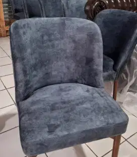 Melayani Jasa Costume Dan Service Sofa