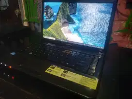 Laptop TOSHIBA Second