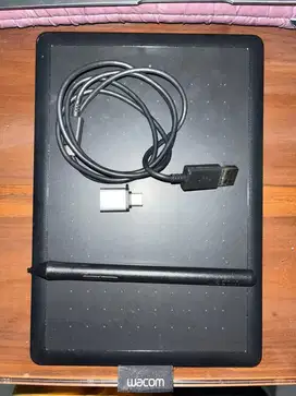 Wacom One CTL-472 (pen tablet)