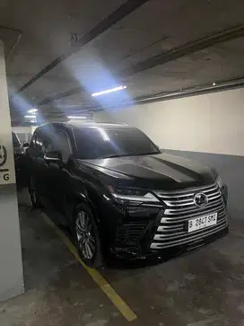 Lexus LX 600 VIP 2+2