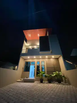 Terun Harga ; Rumah Mewah CondongCatur Dekat Pakuwon Mall Jogja