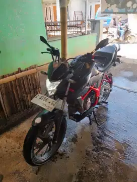 Jual cepat cb 150 r 2017