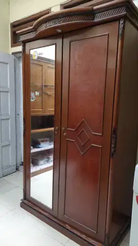 Lemari pakaian layak pakai, nego sampai jadi