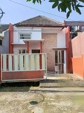Rumah Baru Gress Siap Huni  Lokasi  Perum. Bluru Permai Sidoarjo