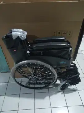 Kursi roda baru