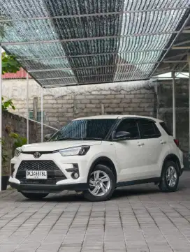 Raize g matic 2022 km 9000 asli bali tangan pertama