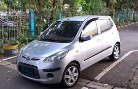 Hyundai i10 A/T Silver 2010 Cash