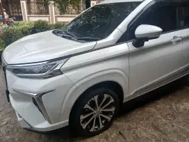 New Veloz Q metik 2023