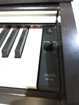 Jual piano listrik