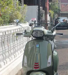 Vespa sprint green 2022 iget abs