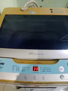 Mesin cuci satu tabung Sanyo minus