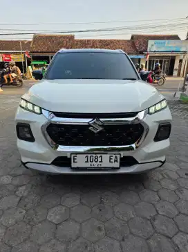 Suzuki grand vitara matic tahun 2024