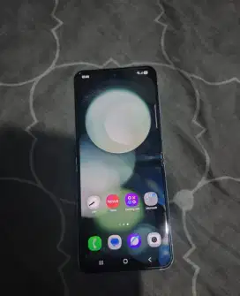 Samsung Z Flip5 Like New Fullset