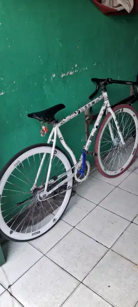 SEPEDA FIXIE TORPEDO