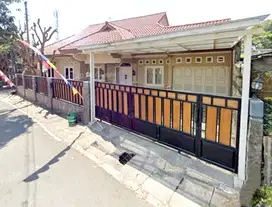 Rumah Luas Dekat Kampus UNS area Strategis Jebres Solo