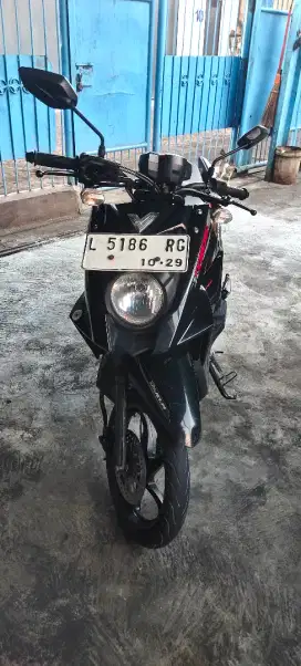 X rider orisinil istimewa 2014 nopol L