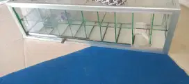 Etalase ukuran 1.5 meter shaf 2