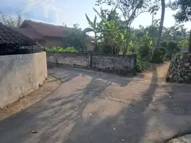 DIJUAL CEPAT tanah pekarangan di Pakem, DEKAT KAMPUS UII Jl.Kaliurang