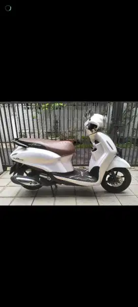2023 YAMAHA GRAND FILANO HYBRID LUX 125 KEYLESS