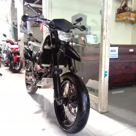 DP 15,7 JT / BUNGA MENURUN 2% / KAWASAKI D TRACKER 250 TAHUN 2022