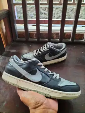 Sepatu Nike sb dunk low pro uk.40,5