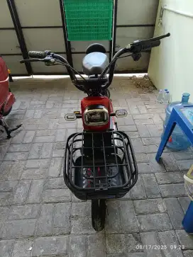 SEPEDA LISTRIK  LUCKY GOOD
