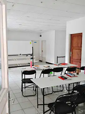 Cocok untuk ruang usaha dan kantor tempat nyaman dan aman